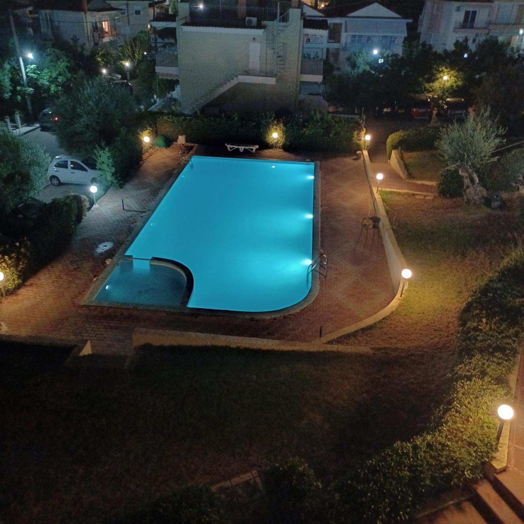 Gerakini 2Br Apt With Shared Pool Exterior photo